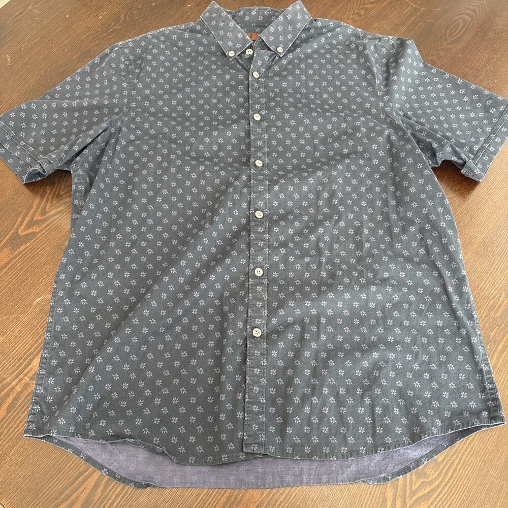Perry Ellis Mens Short Sleeve Button Shirt XL Slim Fit Floral